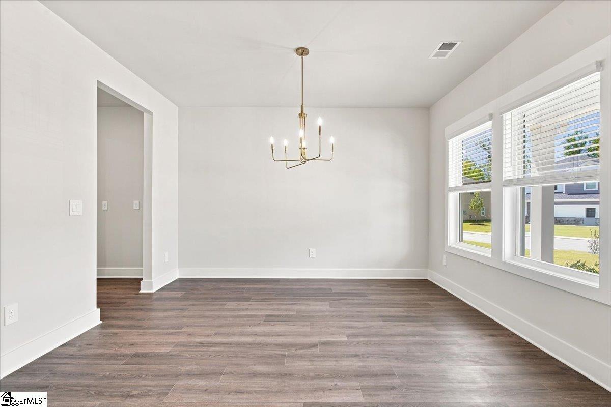 347 Allingham Road Property Photo 4