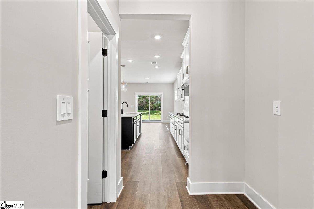 347 Allingham Road Property Photo 10