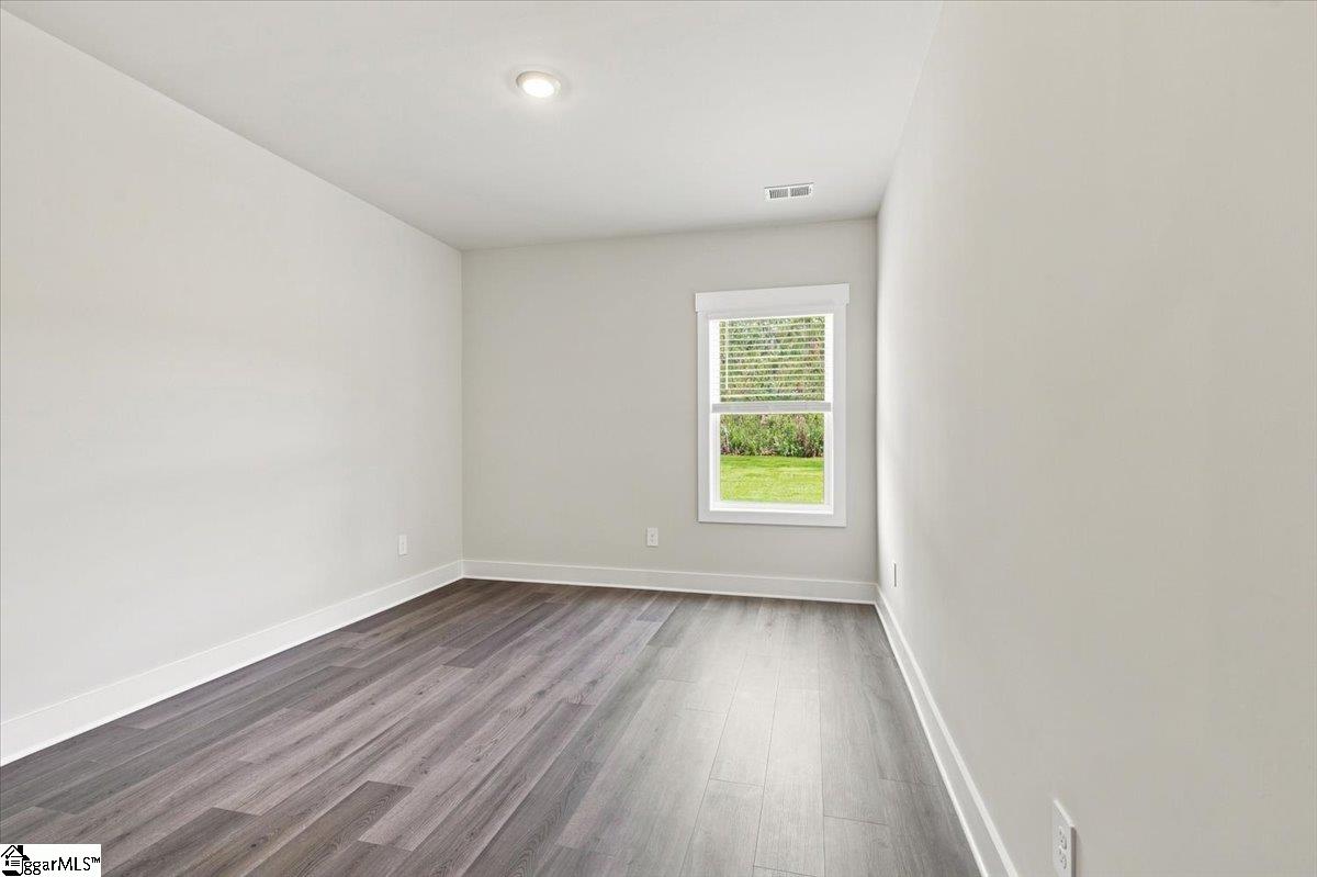 347 Allingham Road Property Photo 25