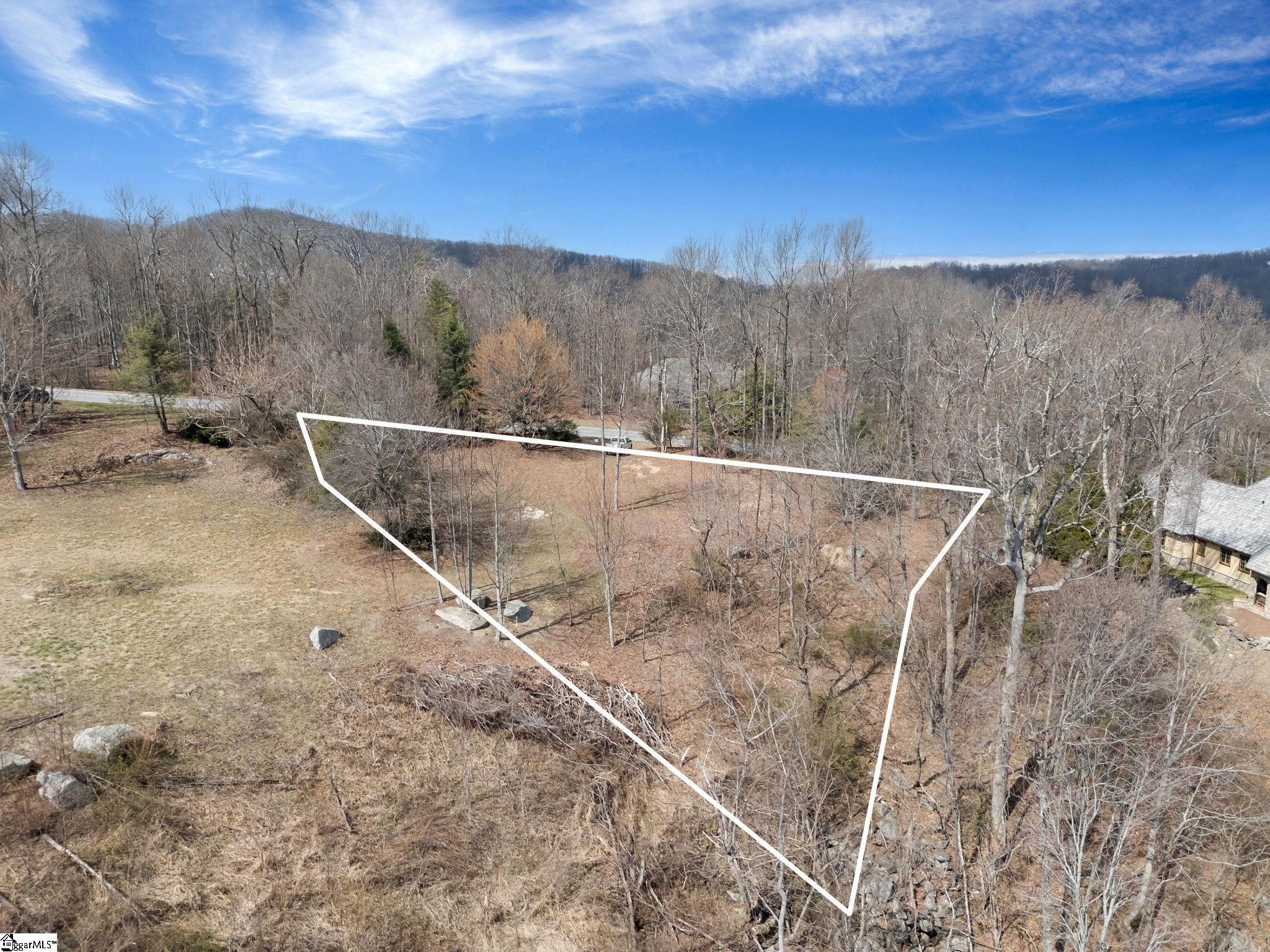 97 The Cliffs Parkway Property Photo 8