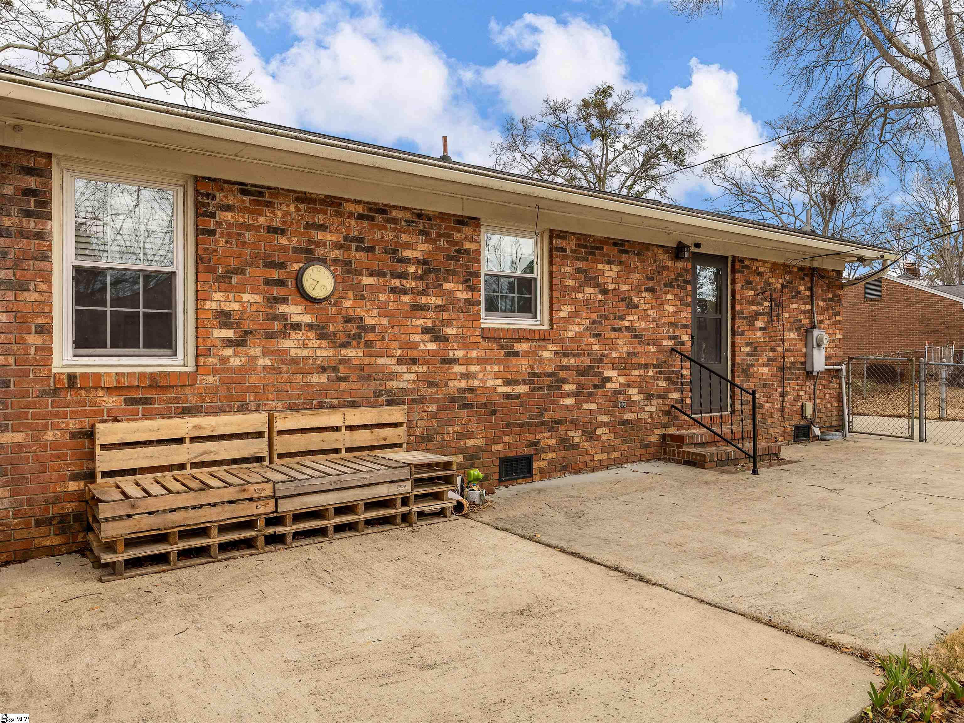 110 Ridgeway Road Property Photo 35