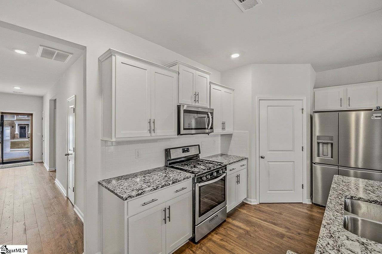 195 Light Spring Road Property Photo 12