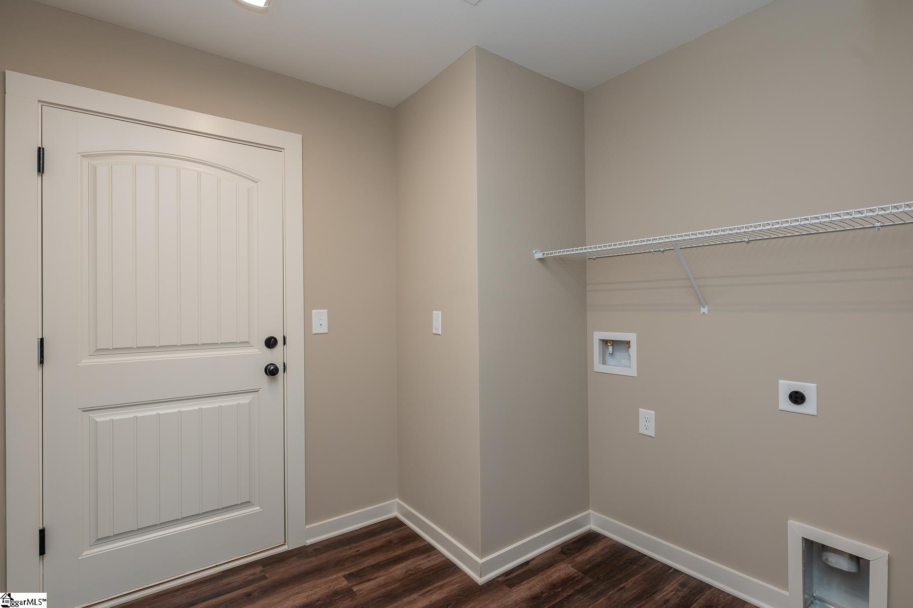 9920 Highway 252 Property Photo 12