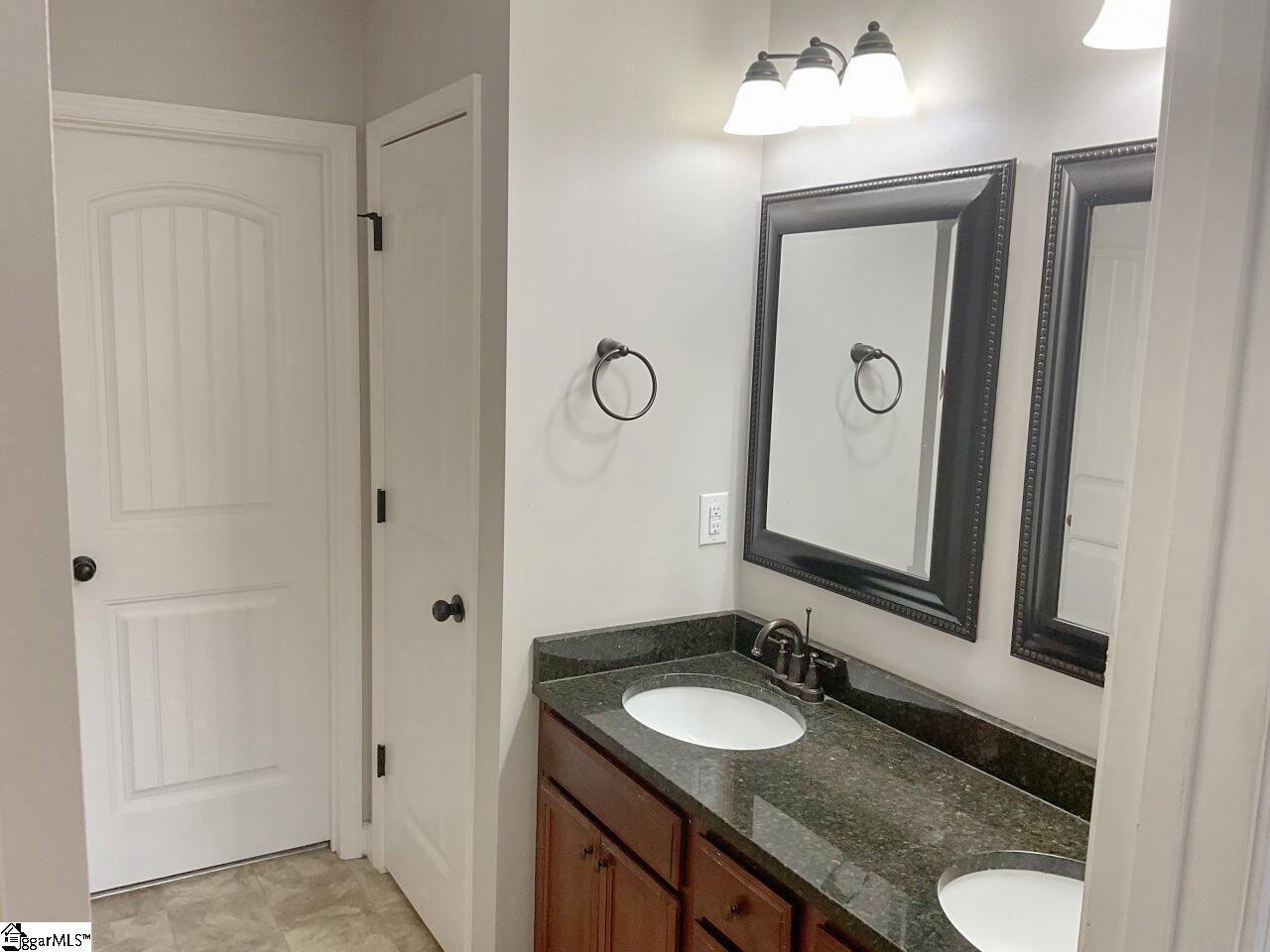 313 Gleaner Drive Property Photo 9