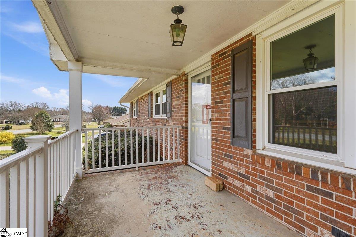 102 Pine Needle Trail Property Photo 7