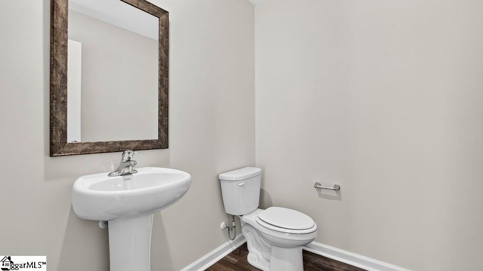 619 Starbeam Court Property Photo 16