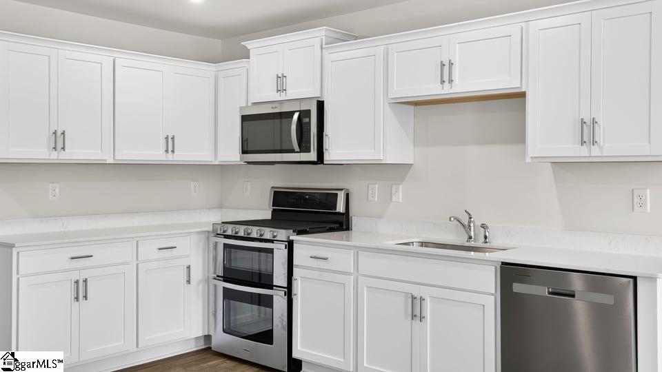 211 Strudwick Way Property Photo 17