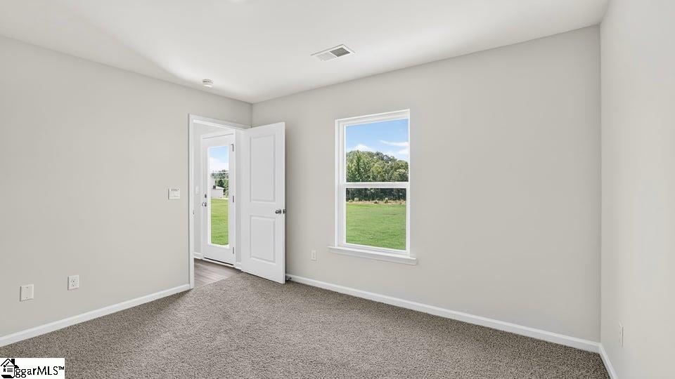 211 Strudwick Way Property Photo 27