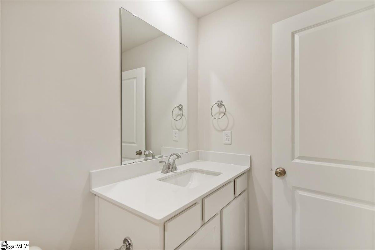 2040 Hillman Way Property Photo 29