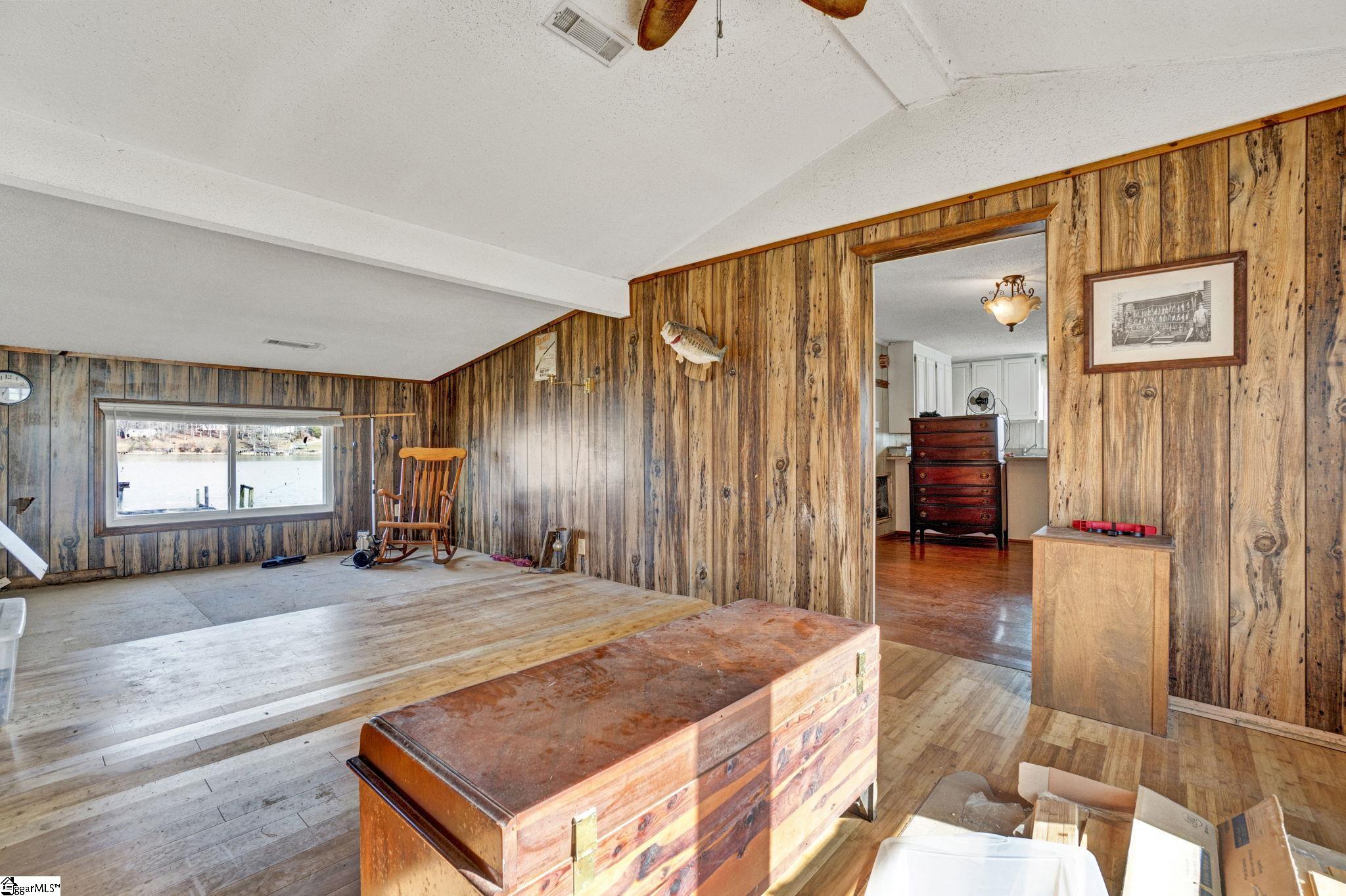 1020 Flymm Smith Road Property Photo 27
