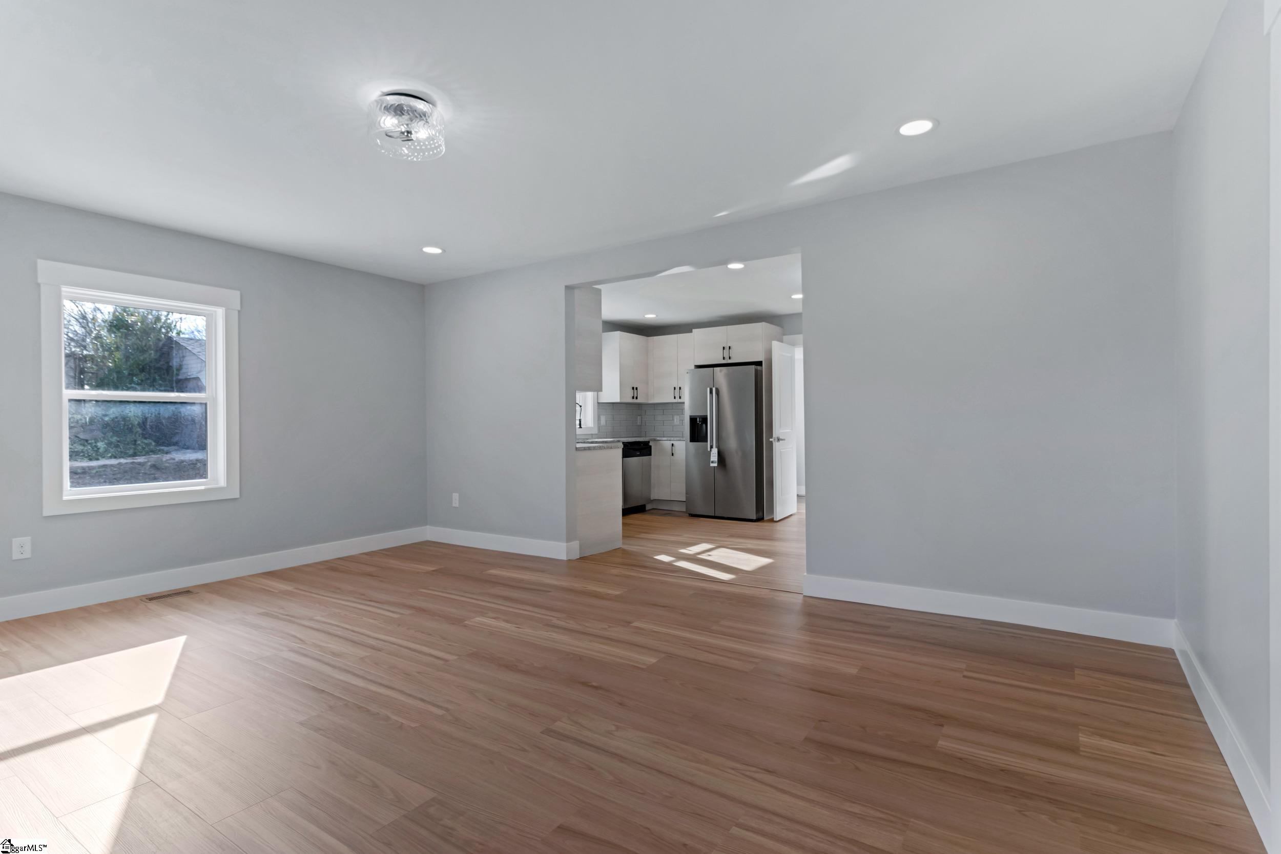 10 Adger Street Property Photo 3