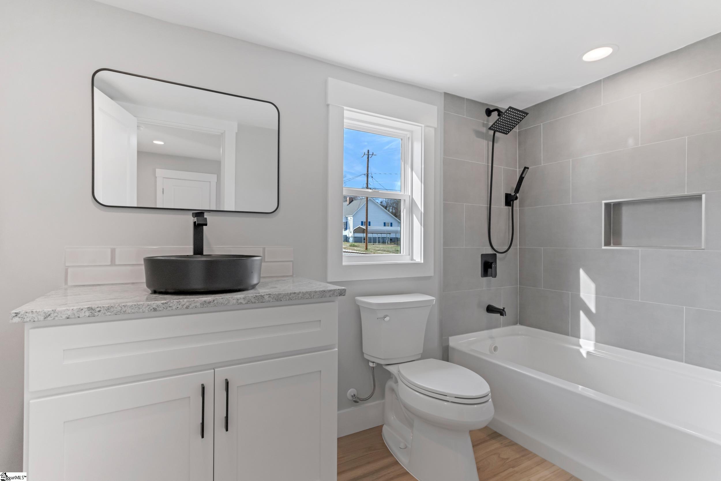10 Adger Street Property Photo 10