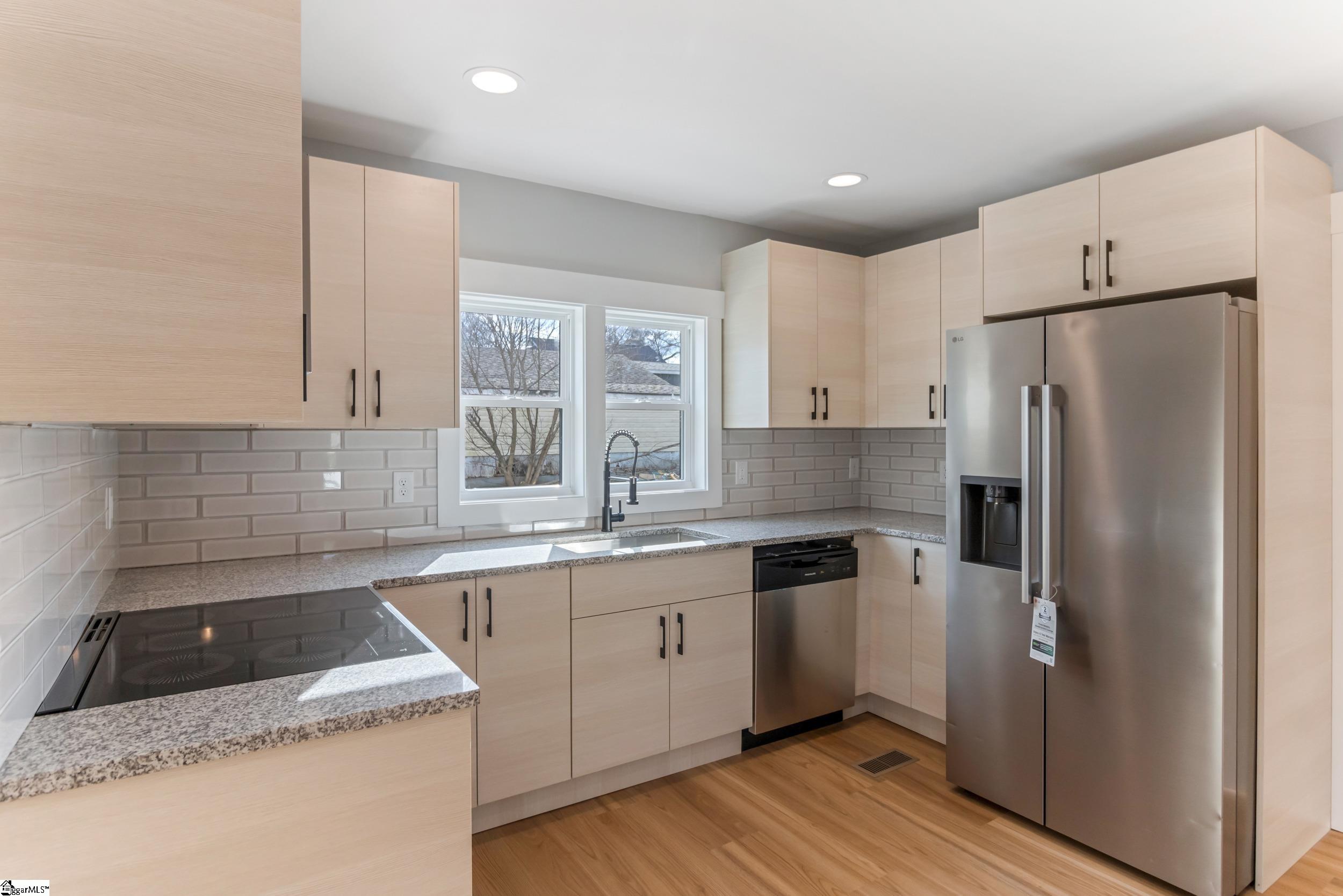 10 Adger Street Property Photo 16