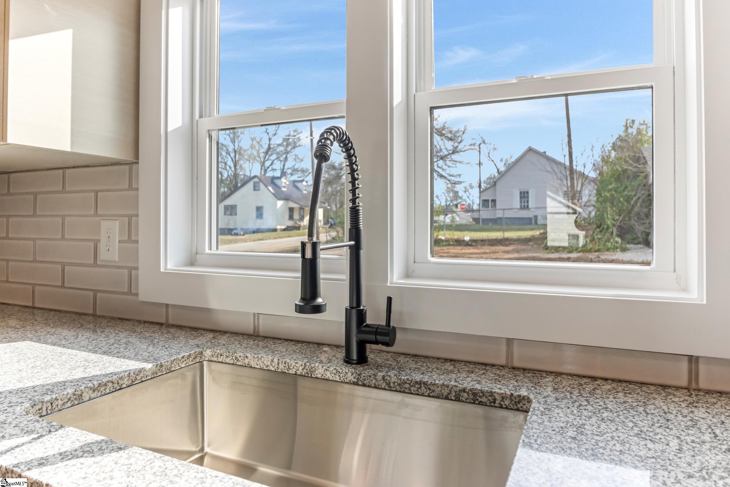 10 Adger Street Property Photo 18