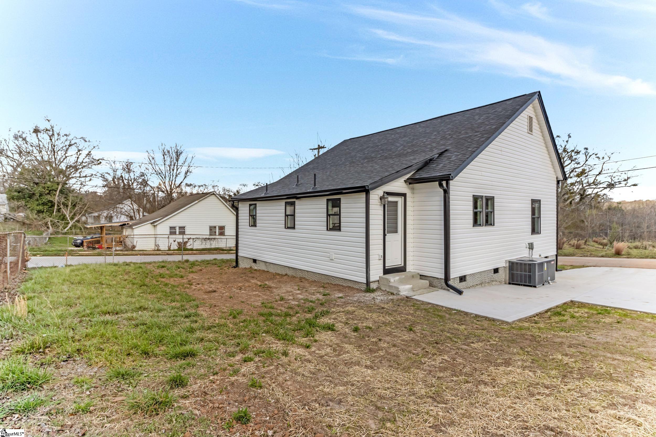 10 Adger Street Property Photo 19