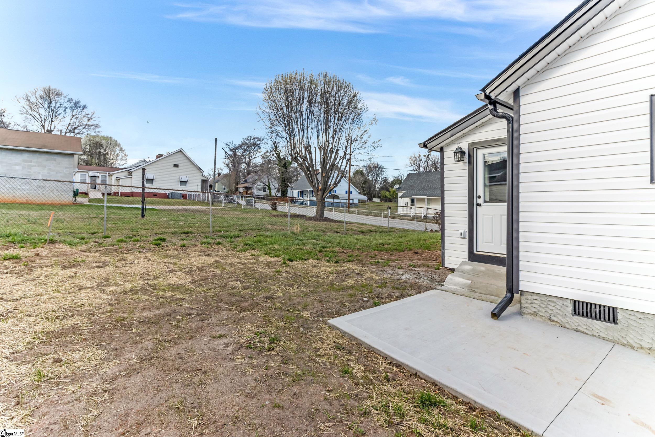 10 Adger Street Property Photo 25