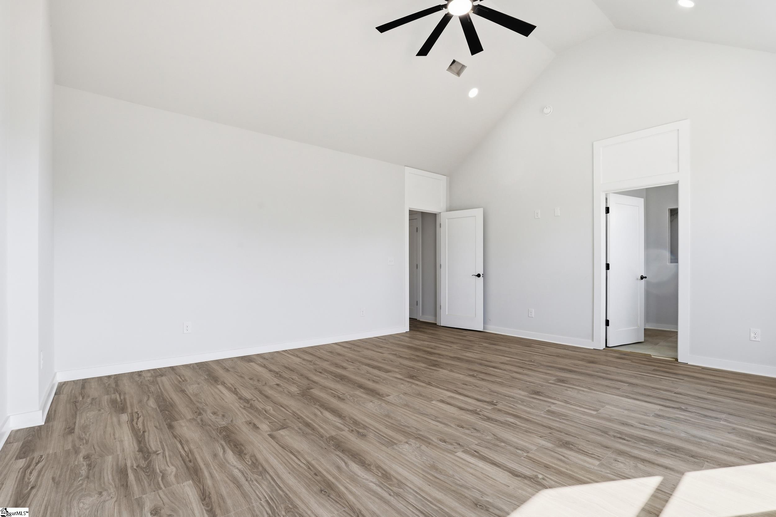 170 Buncombe Street Property Photo 13