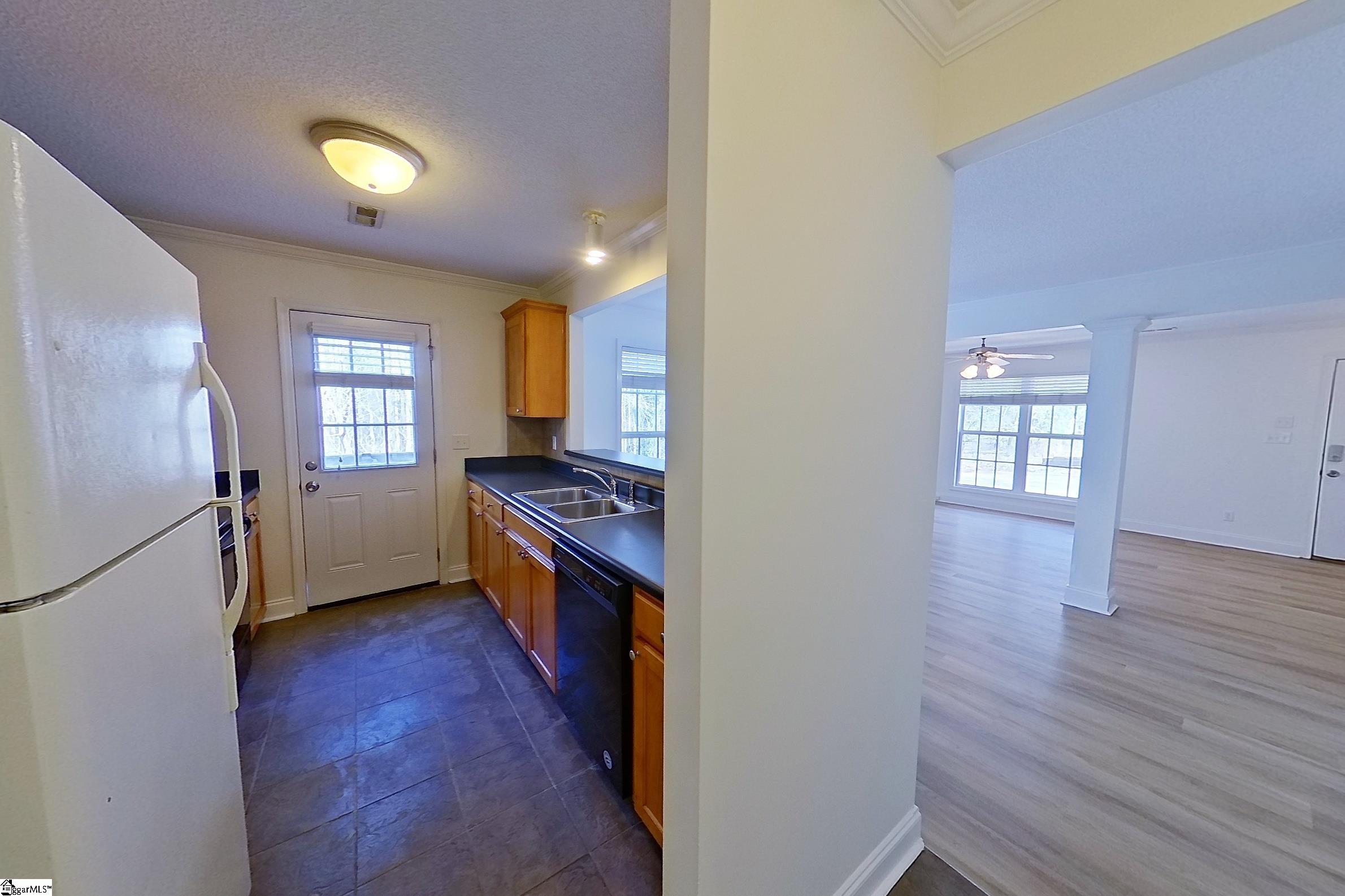 108 Bentwood Circle Property Photo 7
