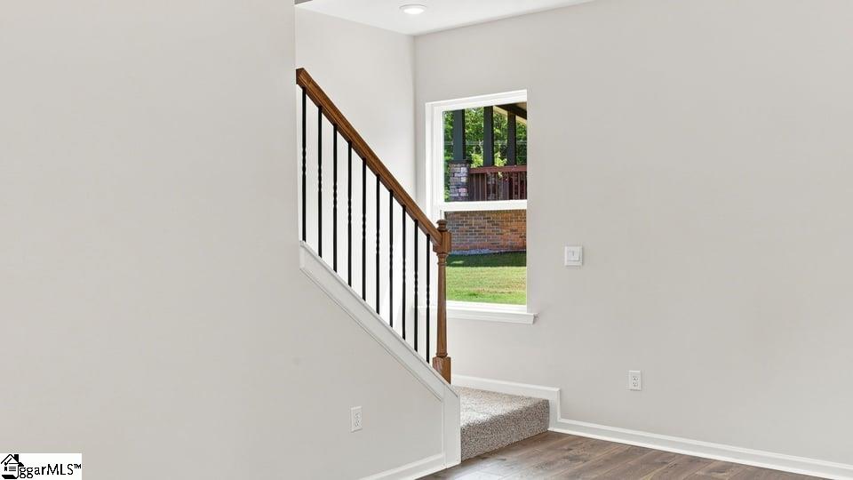 109 Estateside Drive Property Photo 20