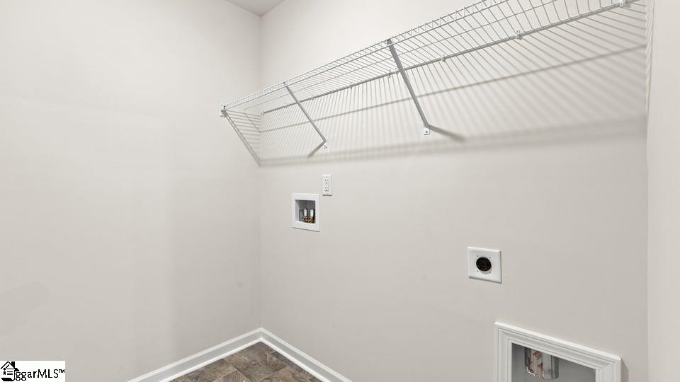 109 Estateside Drive Property Photo 35