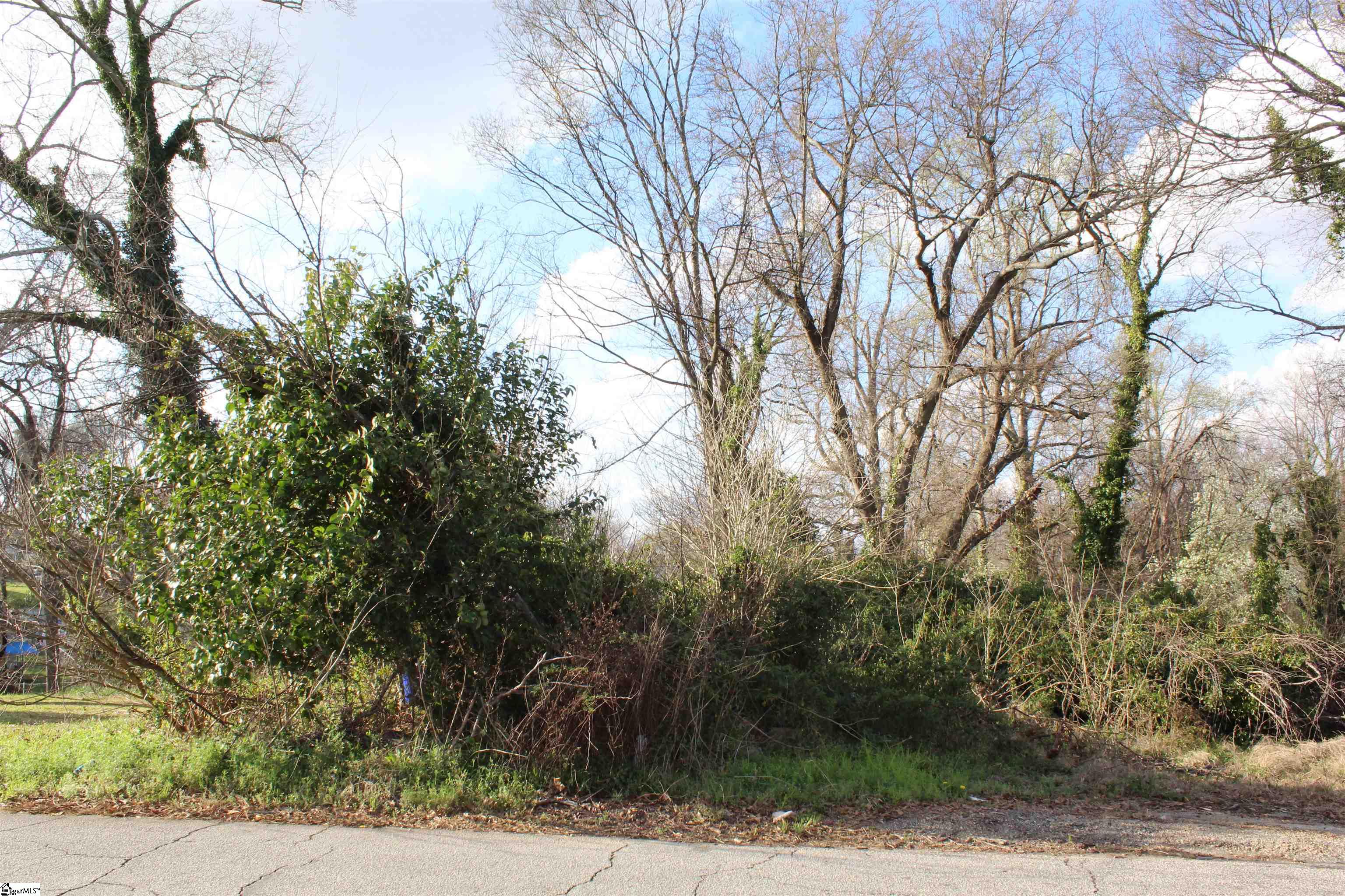31 E Main Street Property Photo 3