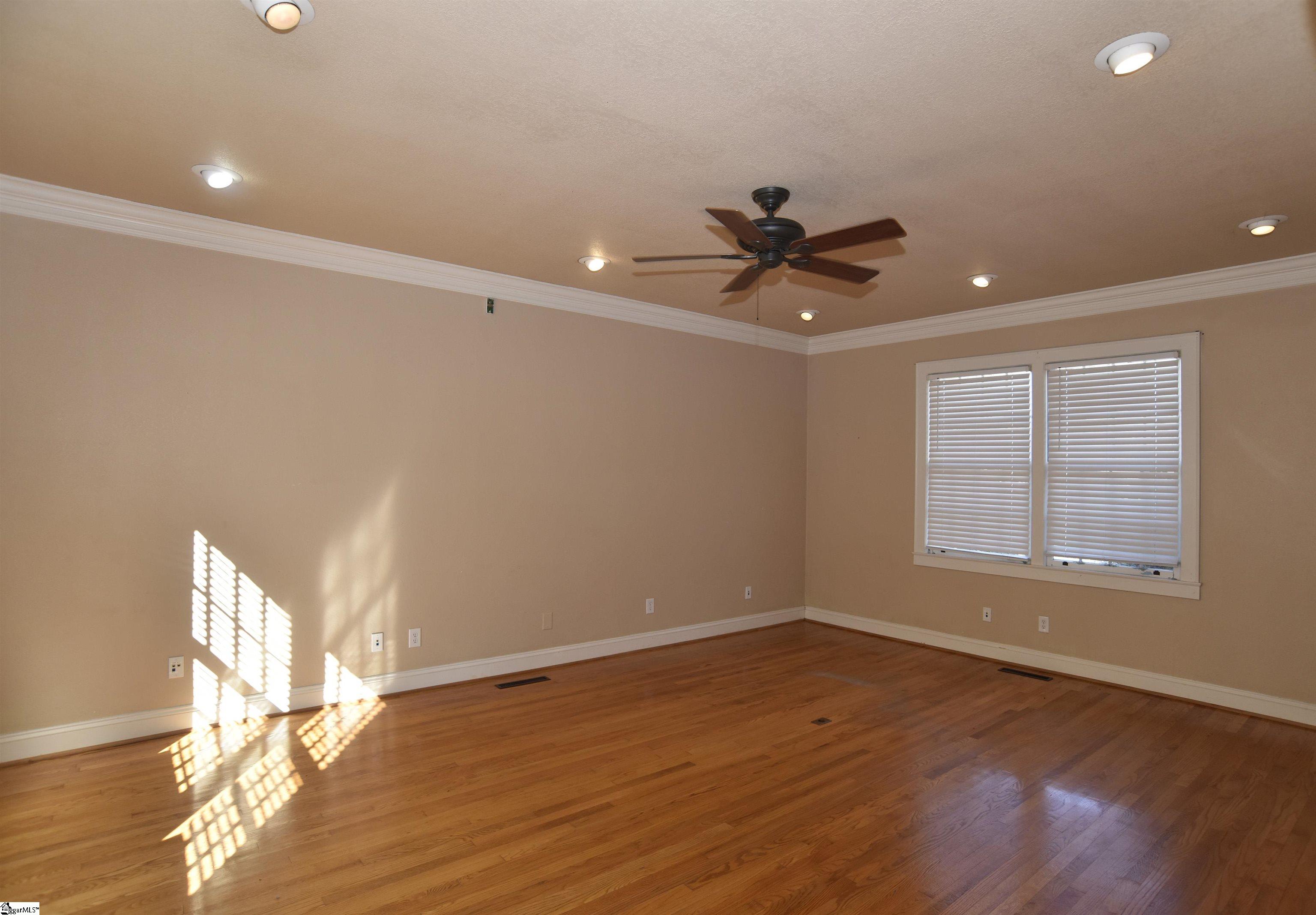 308 W Poinsett Street Property Photo 17