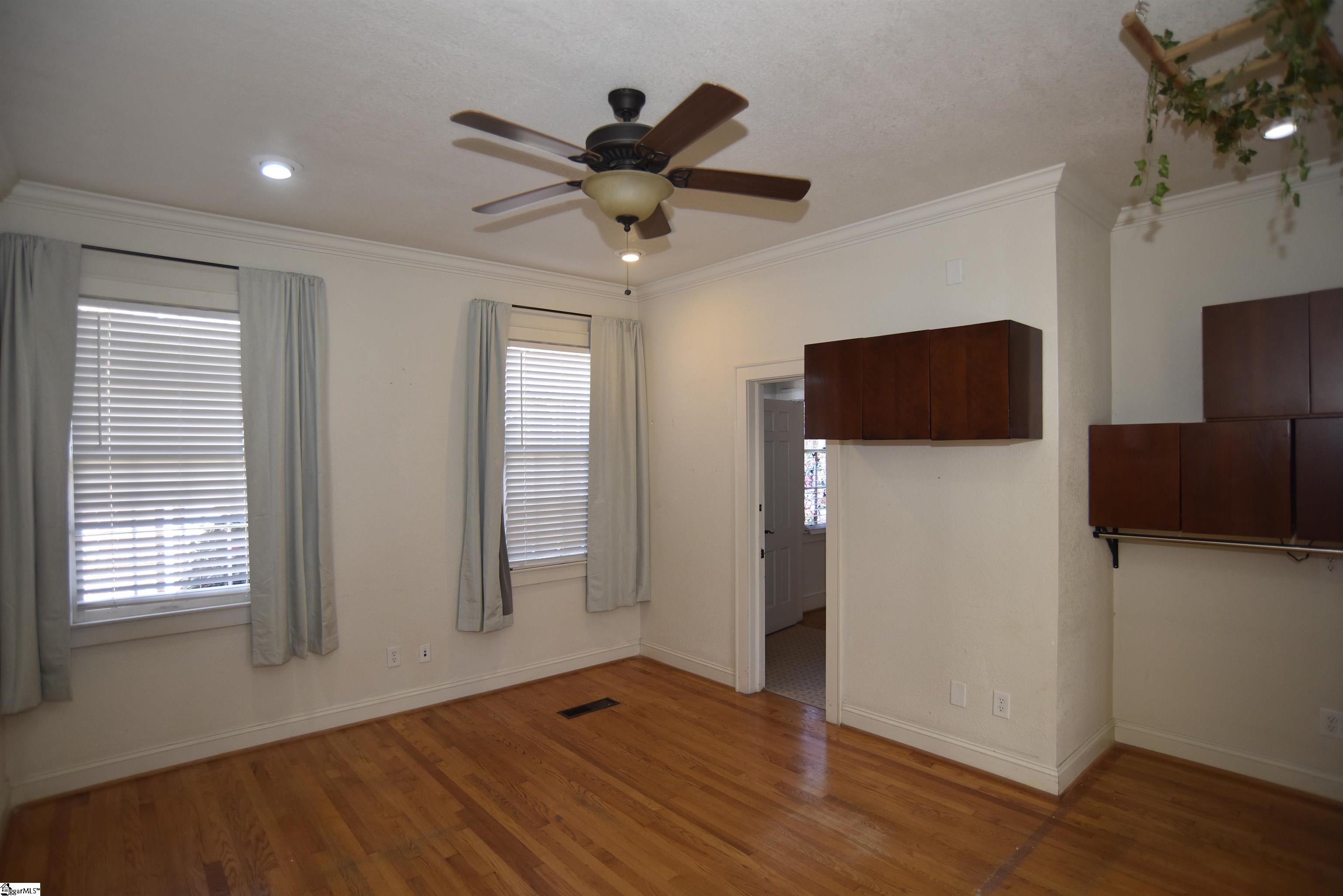 308 W Poinsett Street Property Photo 21
