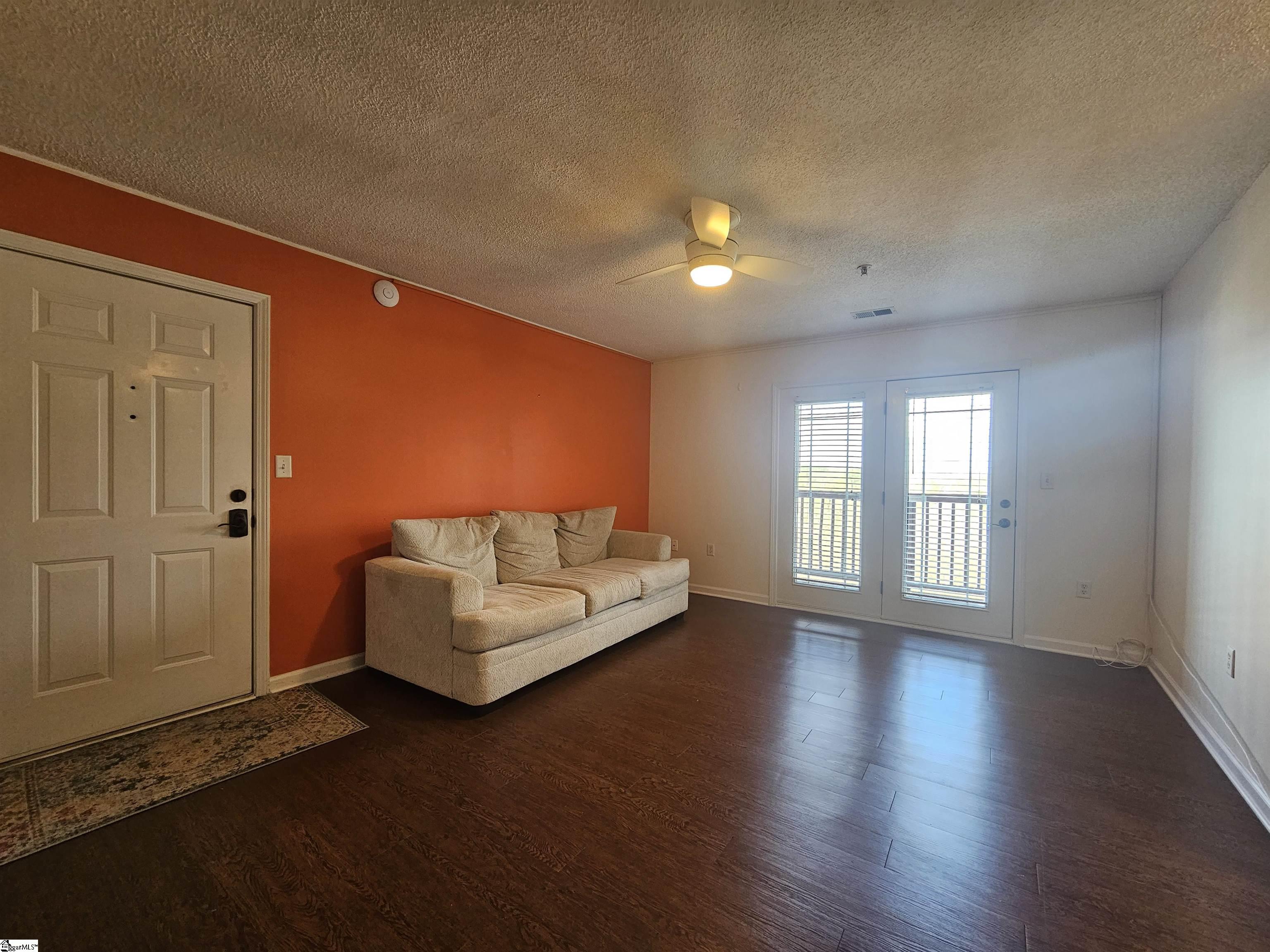 1023 Harts Cove Way Property Photo 4