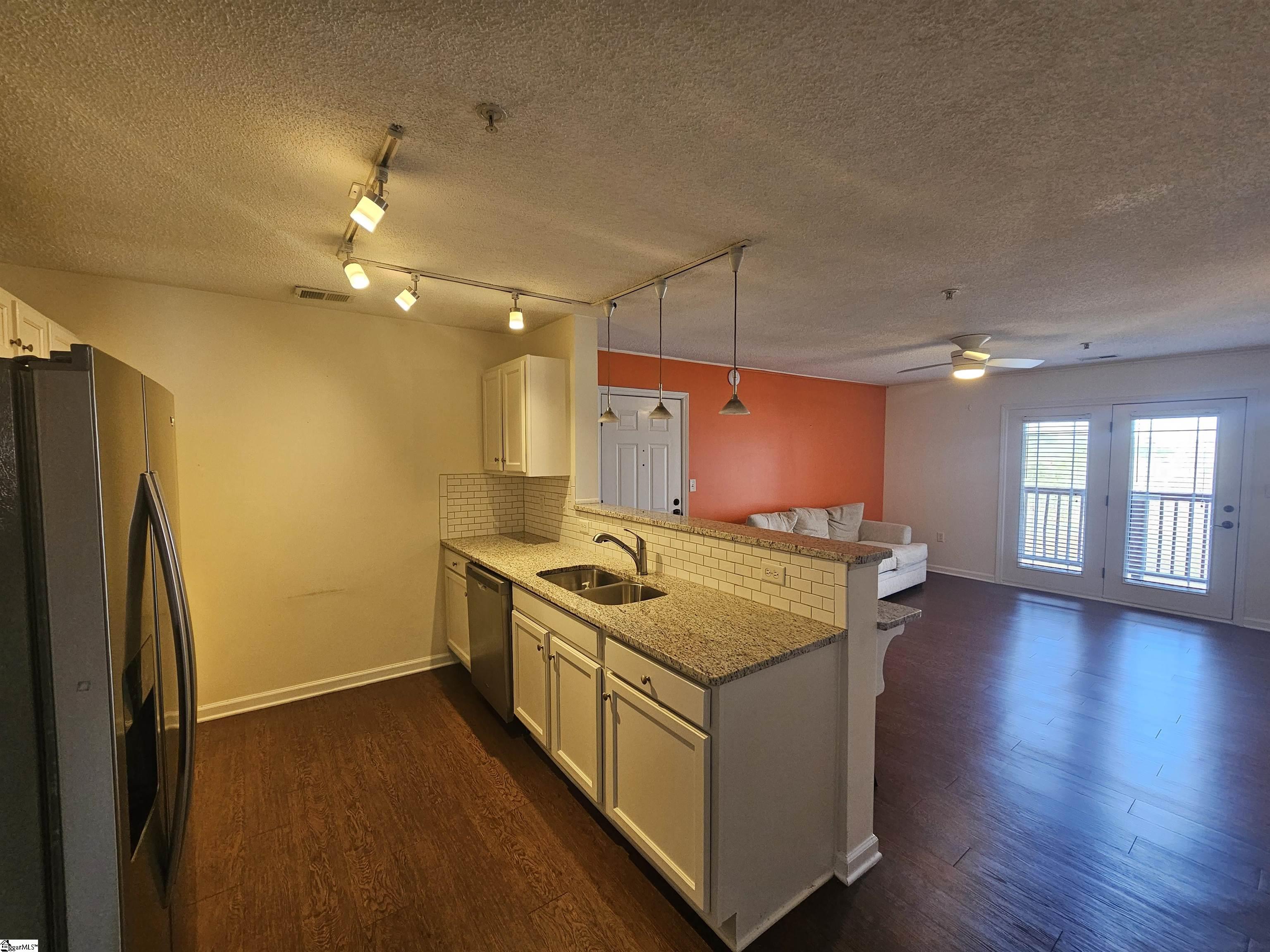 1023 Harts Cove Way Property Photo 7