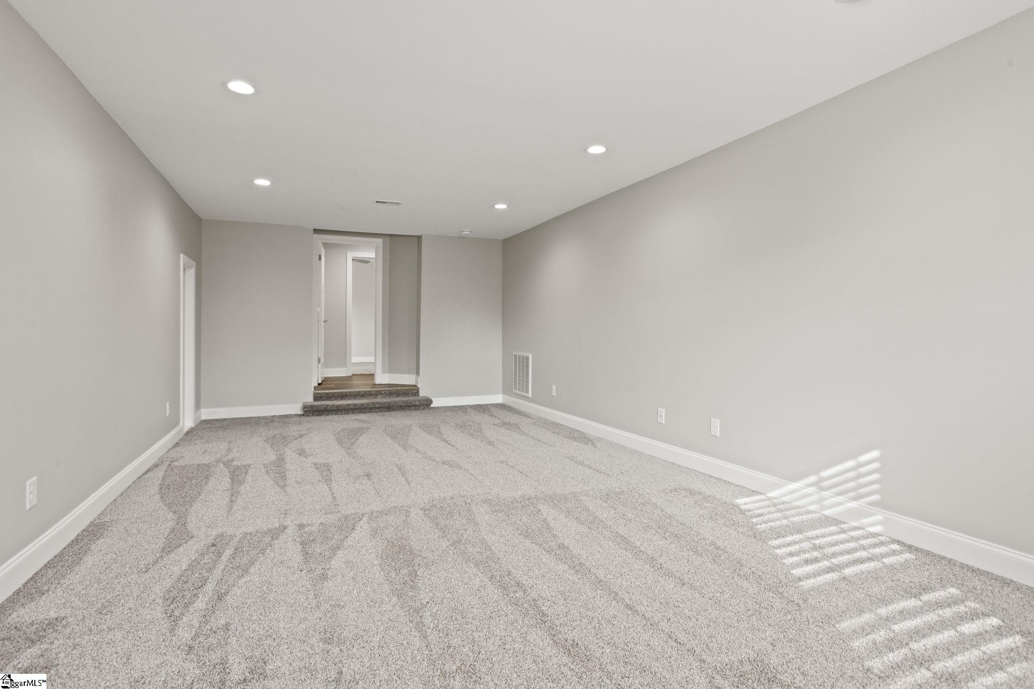 111 Michelle Drive Property Photo 28