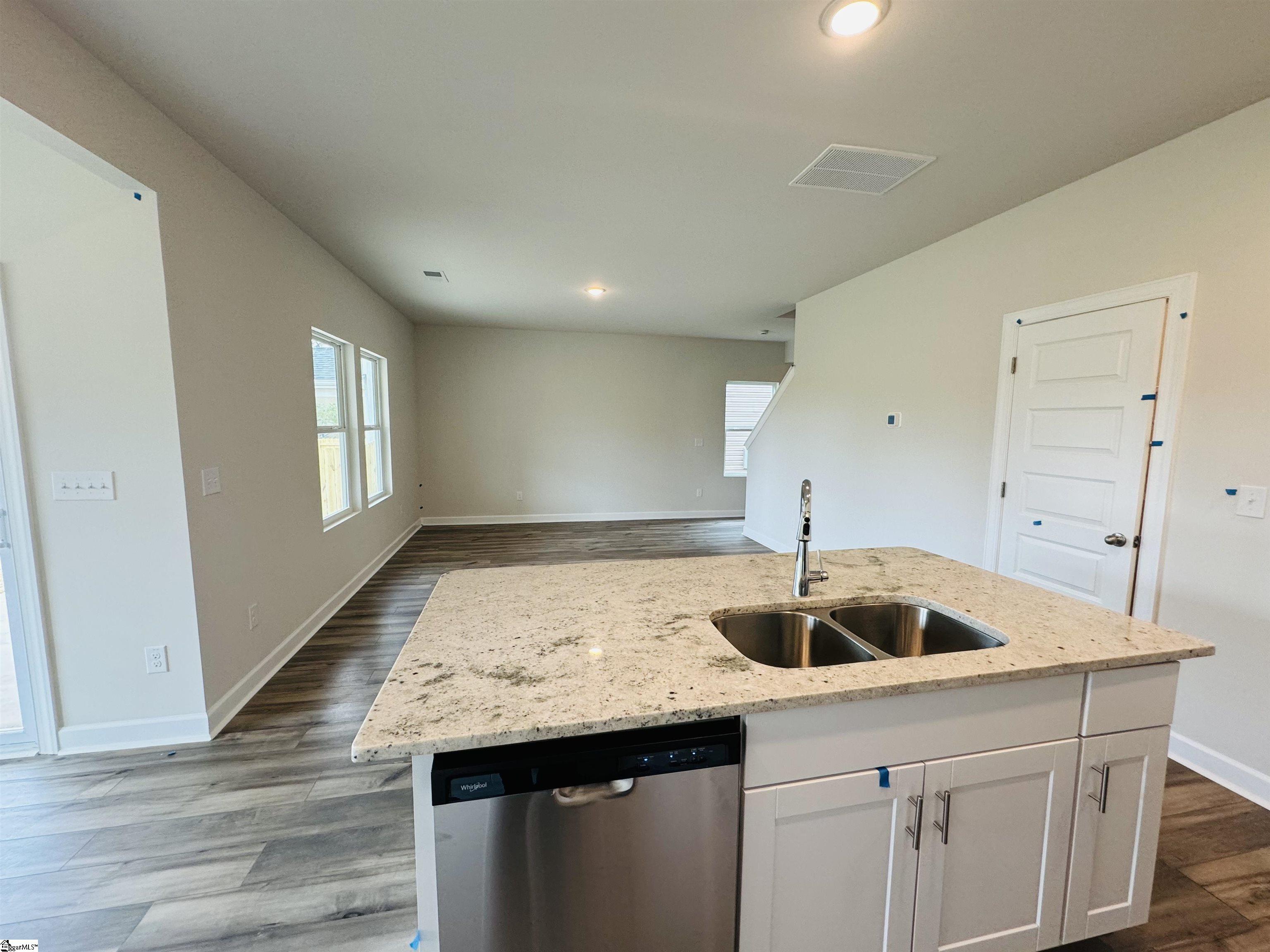 143 Longleaf Lane Property Photo 8