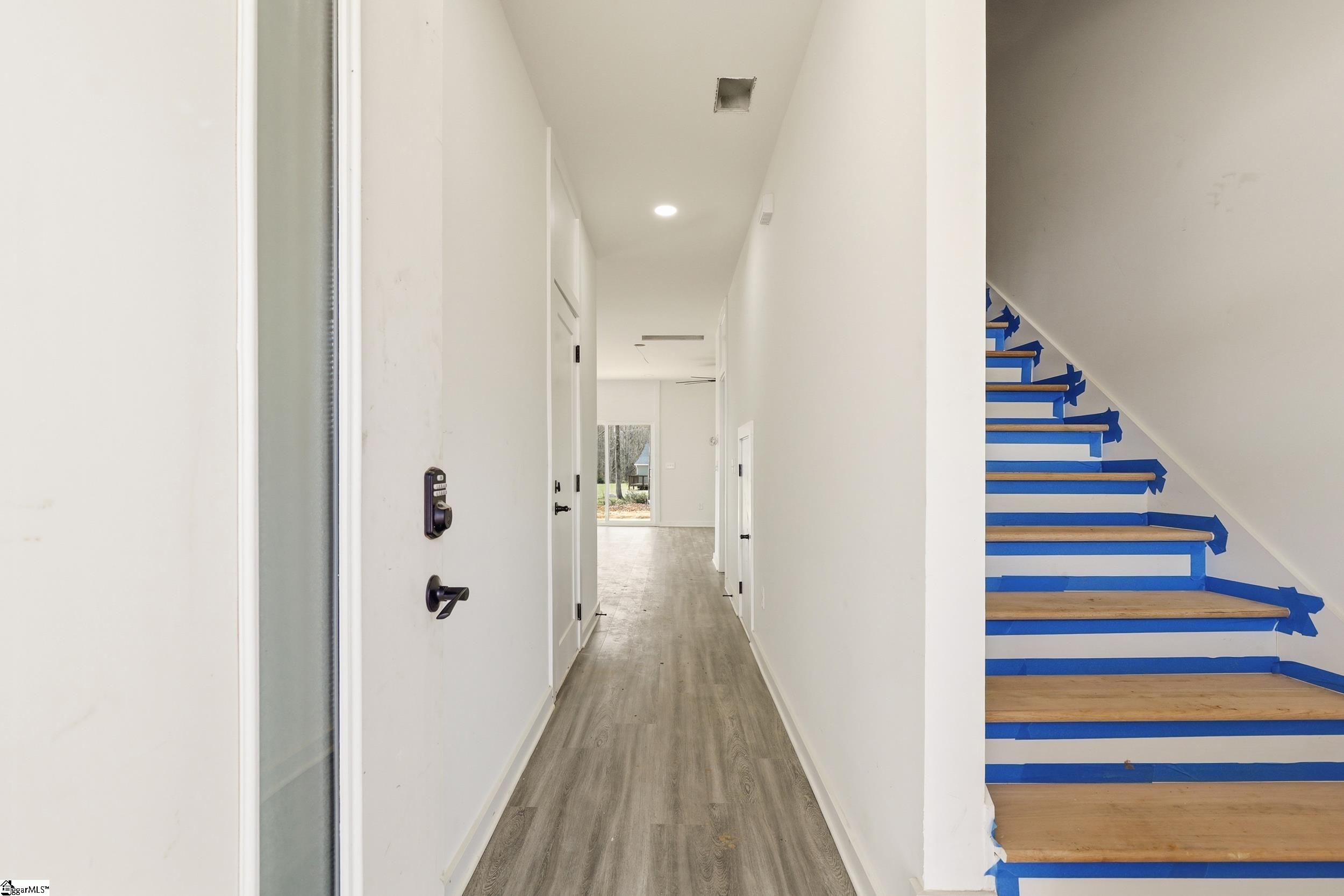 182 Buncombe Street Property Photo 2