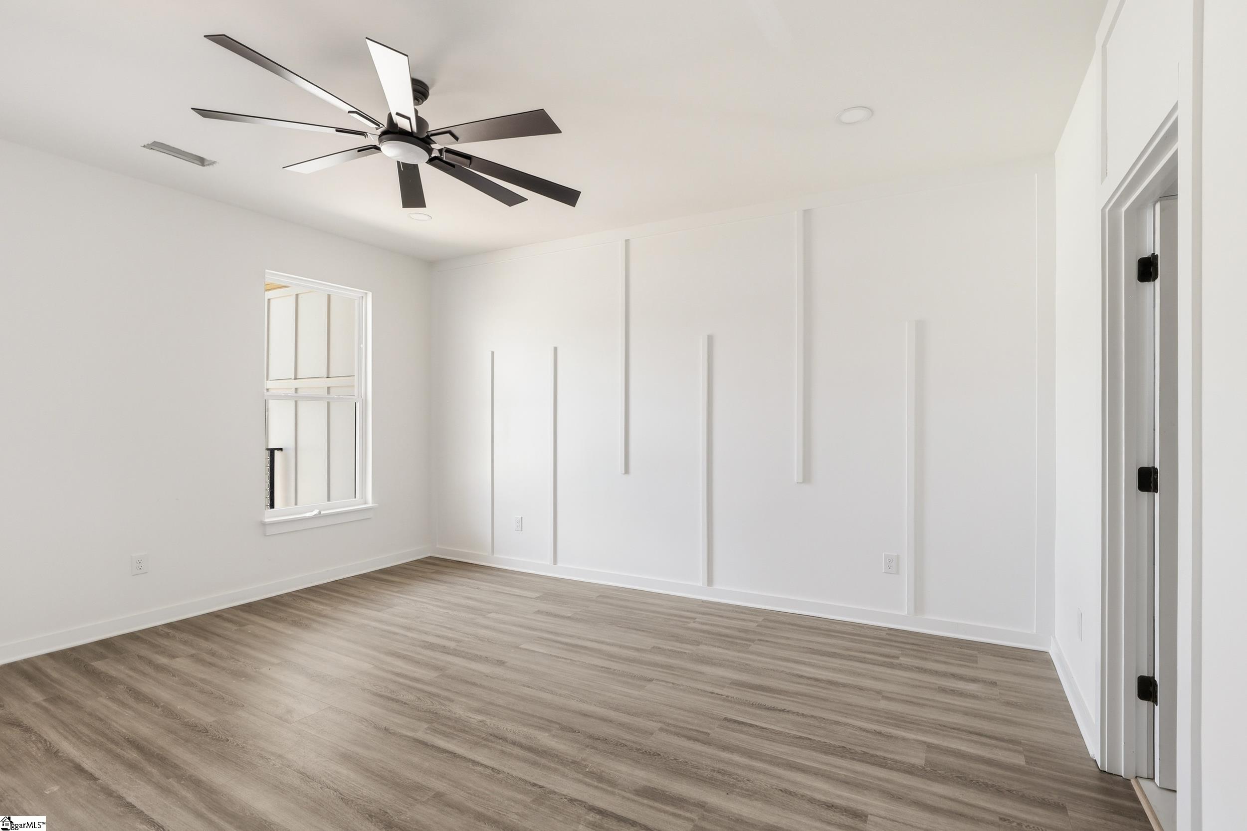 182 Buncombe Street Property Photo 12