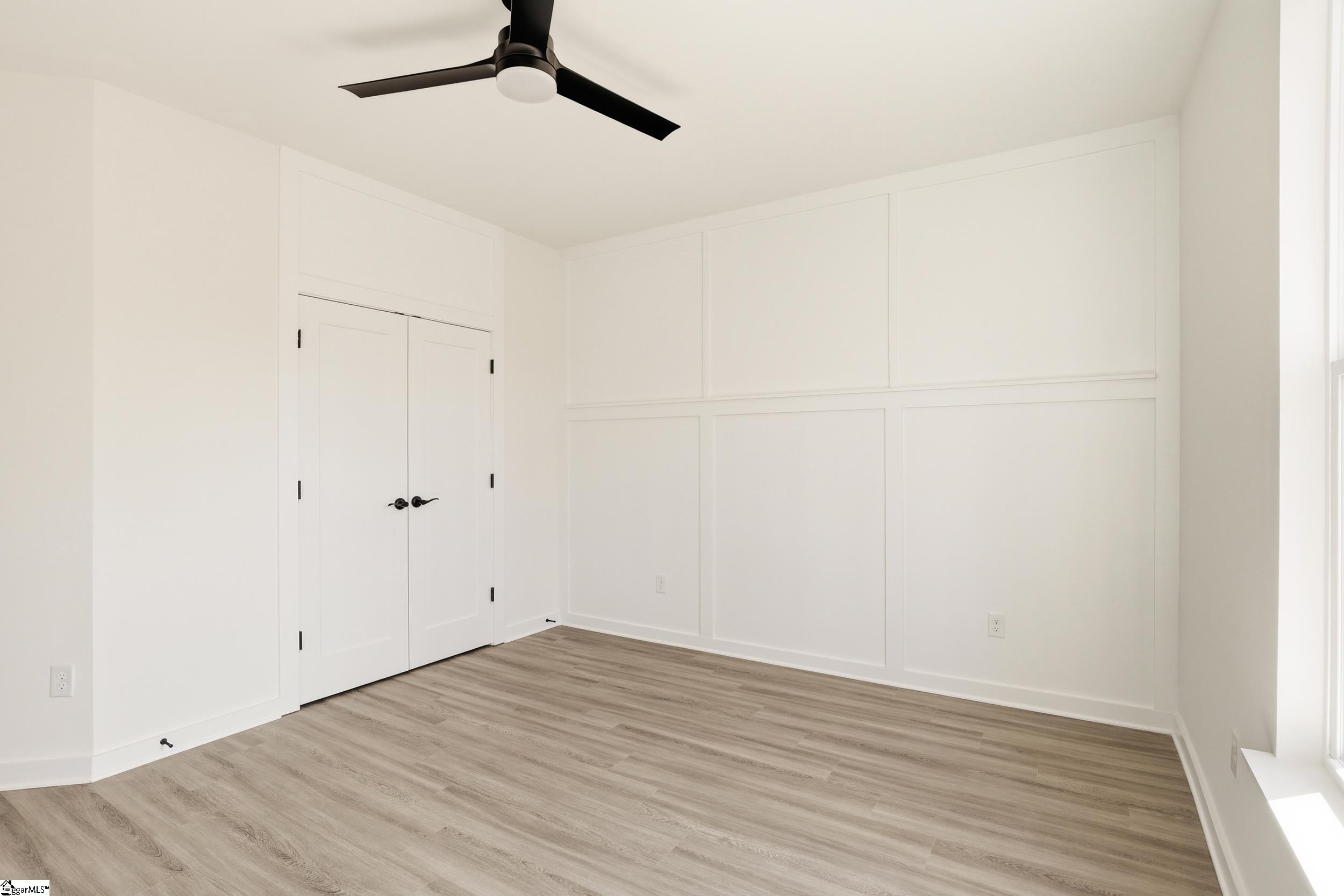 182 Buncombe Street Property Photo 23