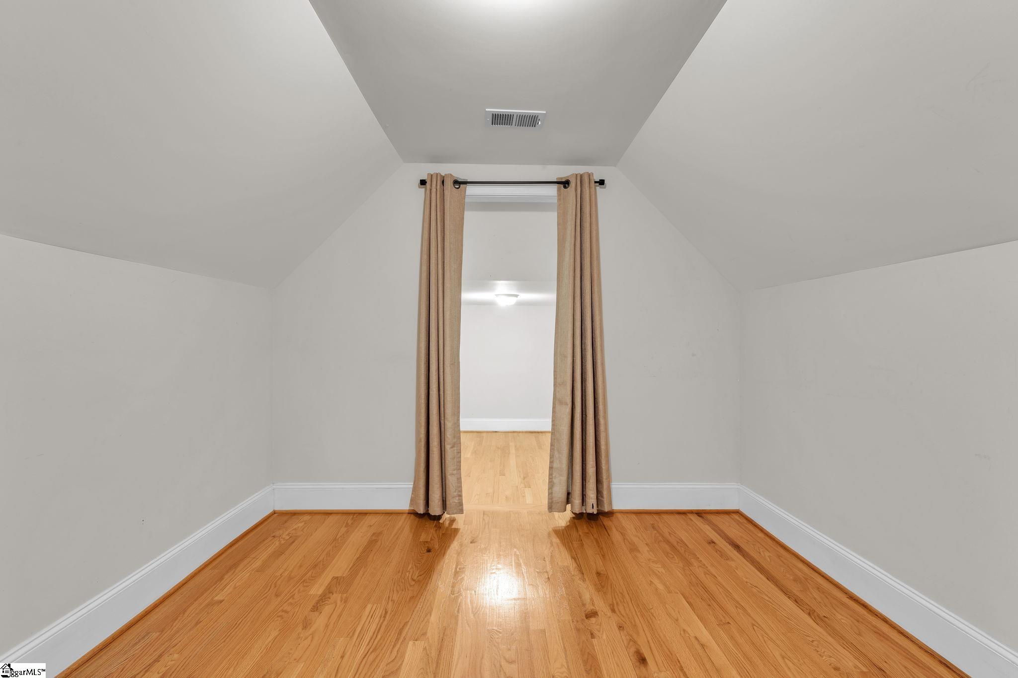 109 Brandon Drive Property Photo 24