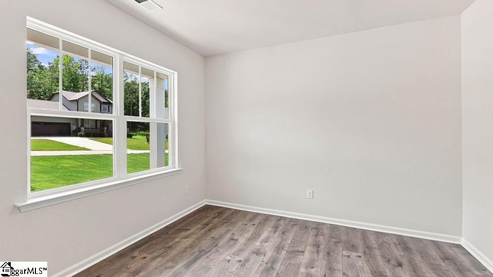 104 Estateside Drive Property Photo 7