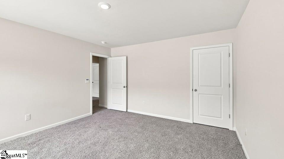 104 Estateside Drive Property Photo 27