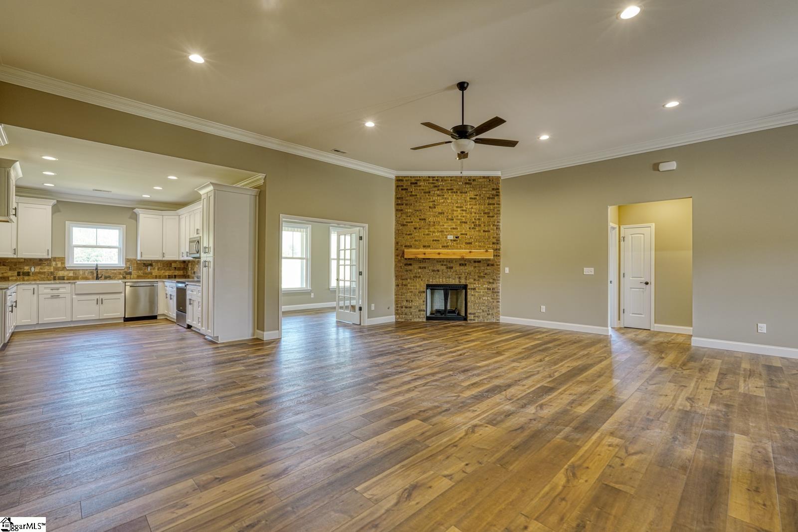 756 Ruby Golightly Drive Property Photo 4