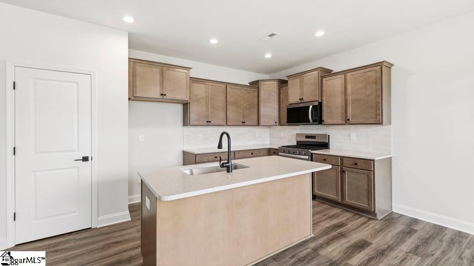 241 Chapel Creek Court Property Photo 16