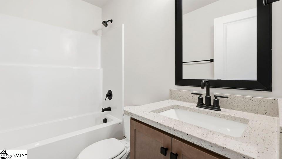 241 Chapel Creek Court Property Photo 25