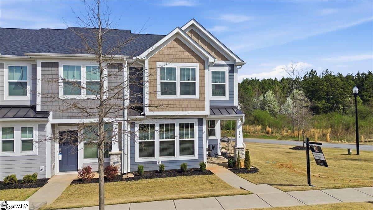 299 Dalmatian Drive Property Photo 2