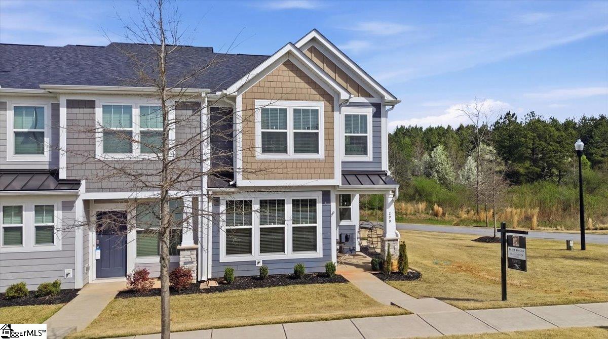 299 Dalmatian Drive Property Photo 3