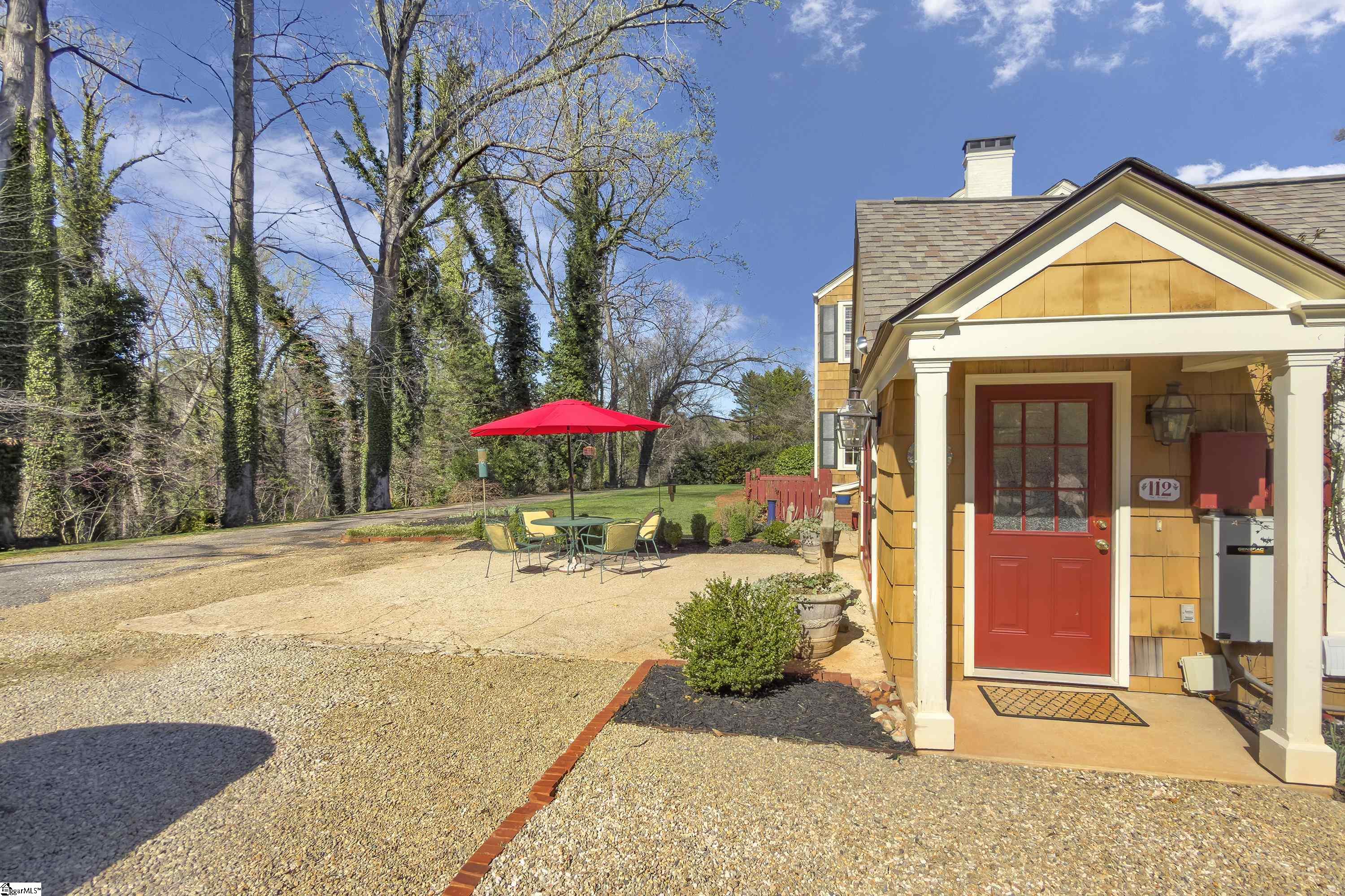 112 Rosewood Lane Property Photo 39