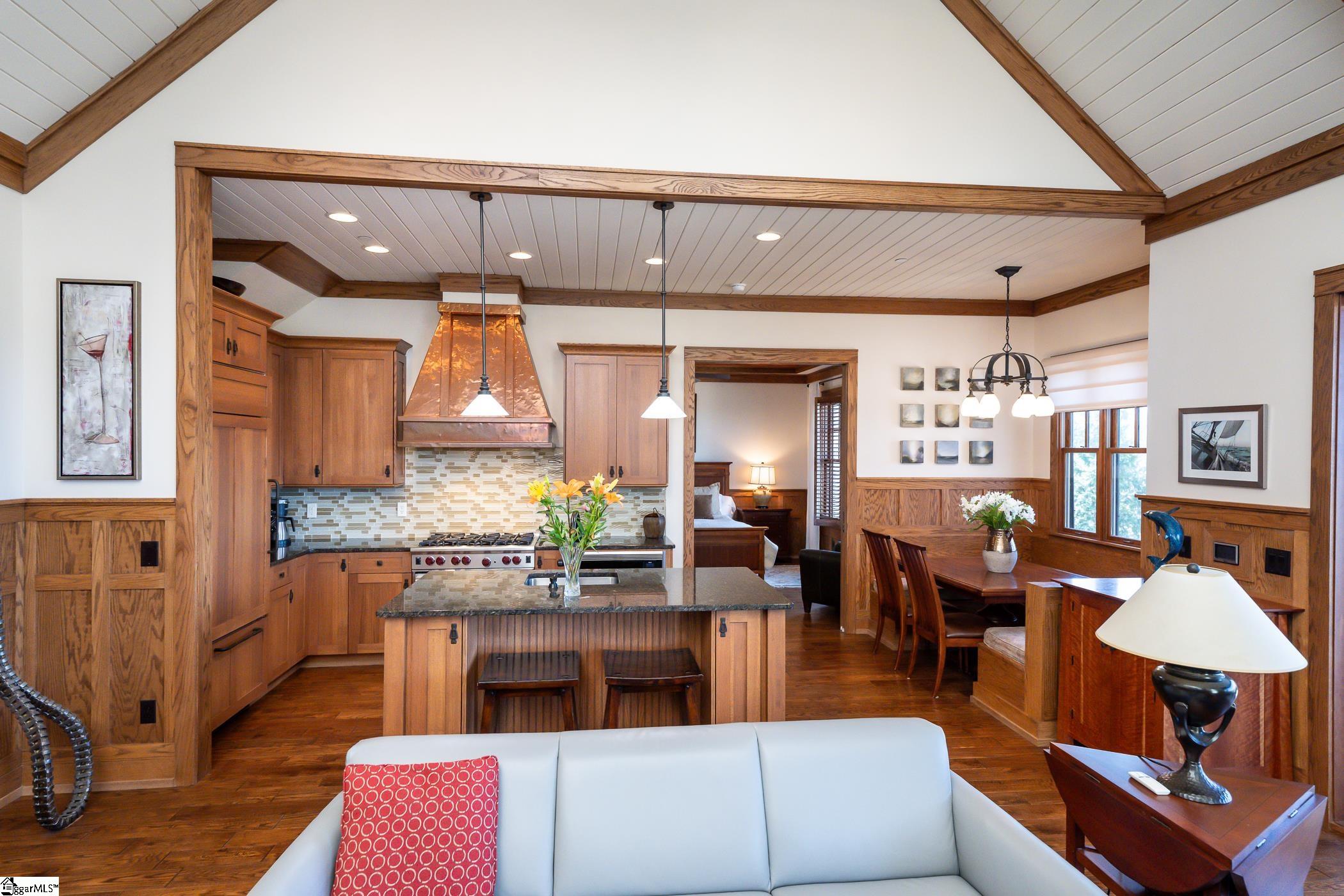 1584666 Property Photo 8