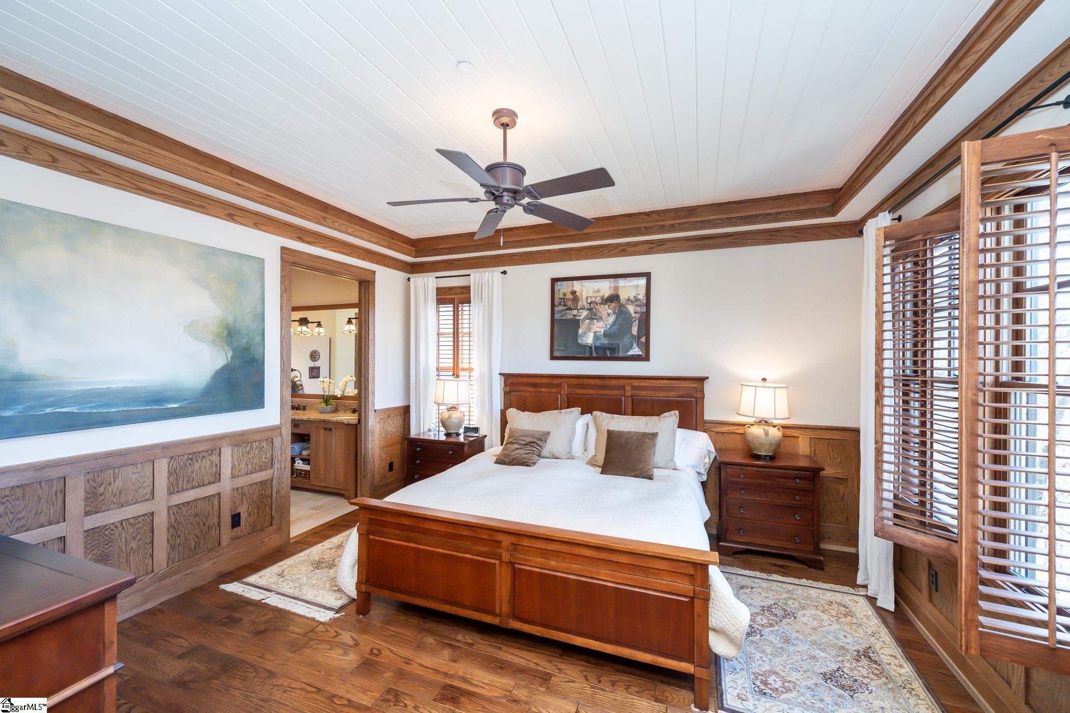 1584666 Property Photo 10
