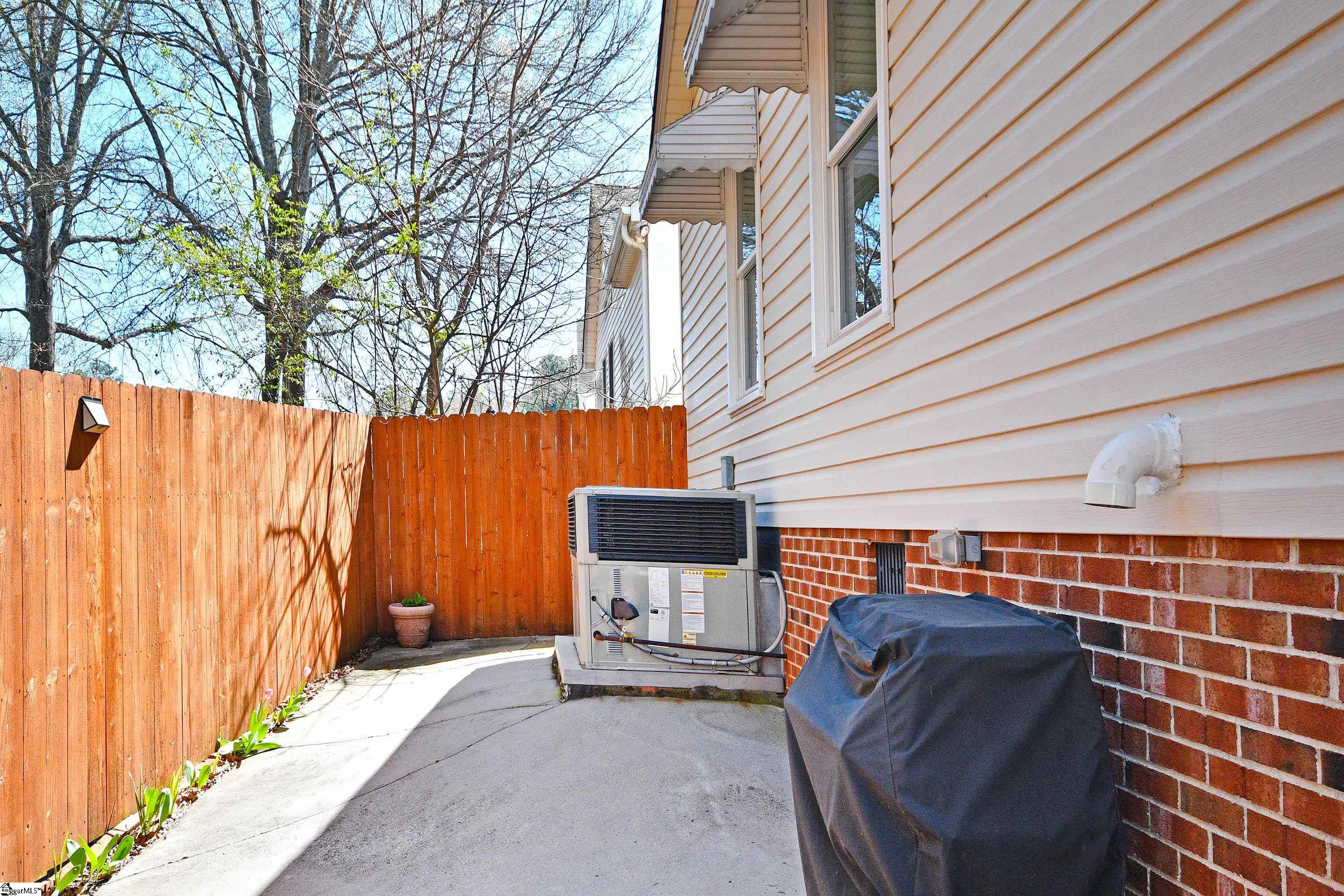 103 Baldwin Place Property Photo 10