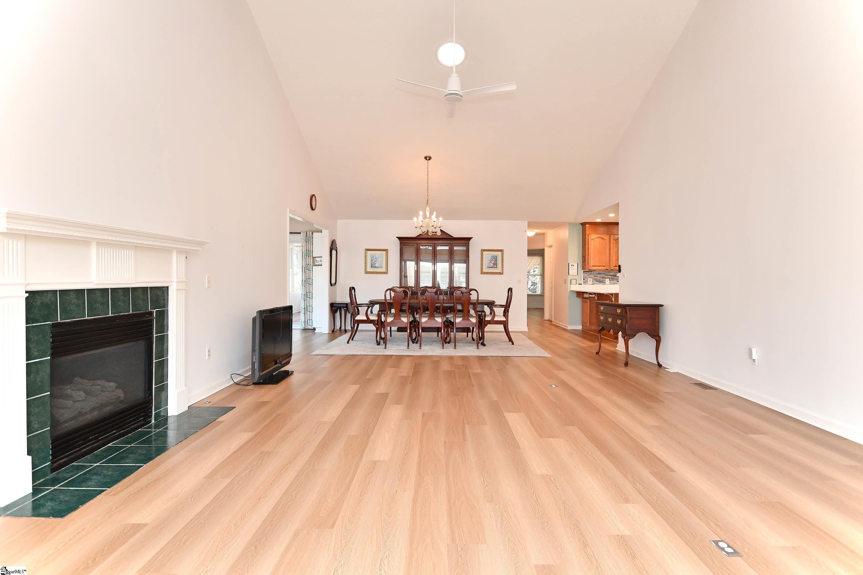 103 Baldwin Place Property Photo 14