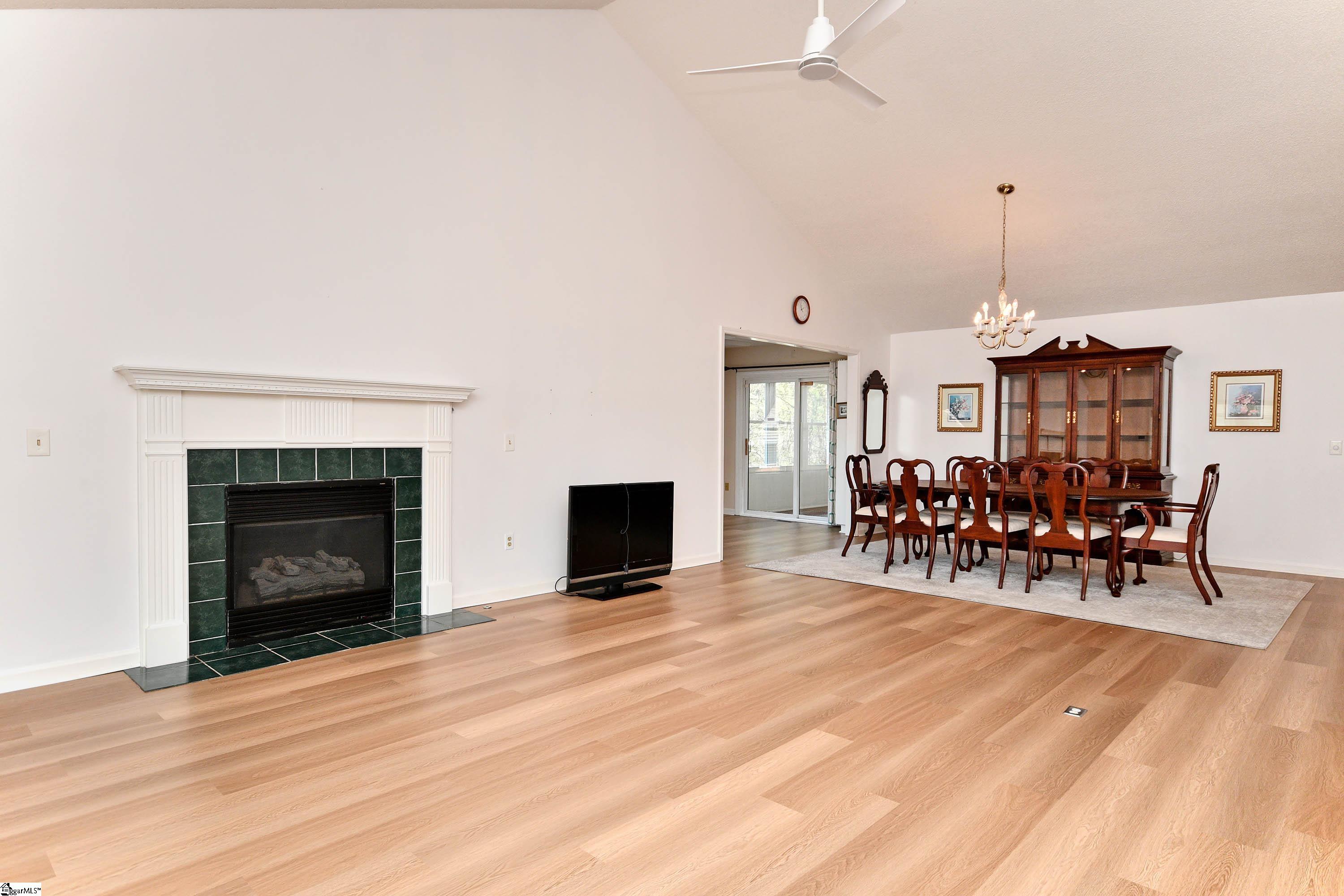103 Baldwin Place Property Photo 16