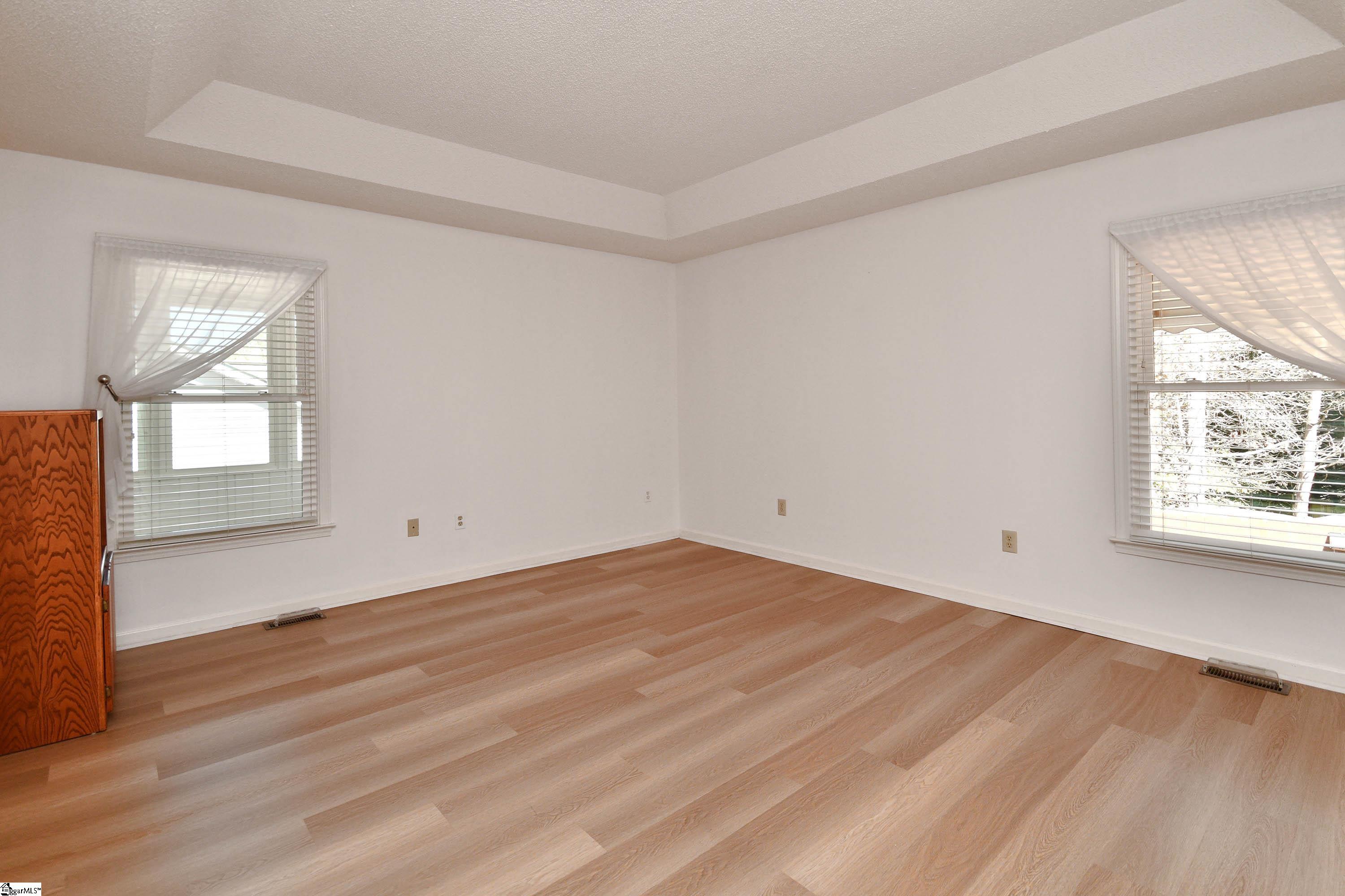 103 Baldwin Place Property Photo 39