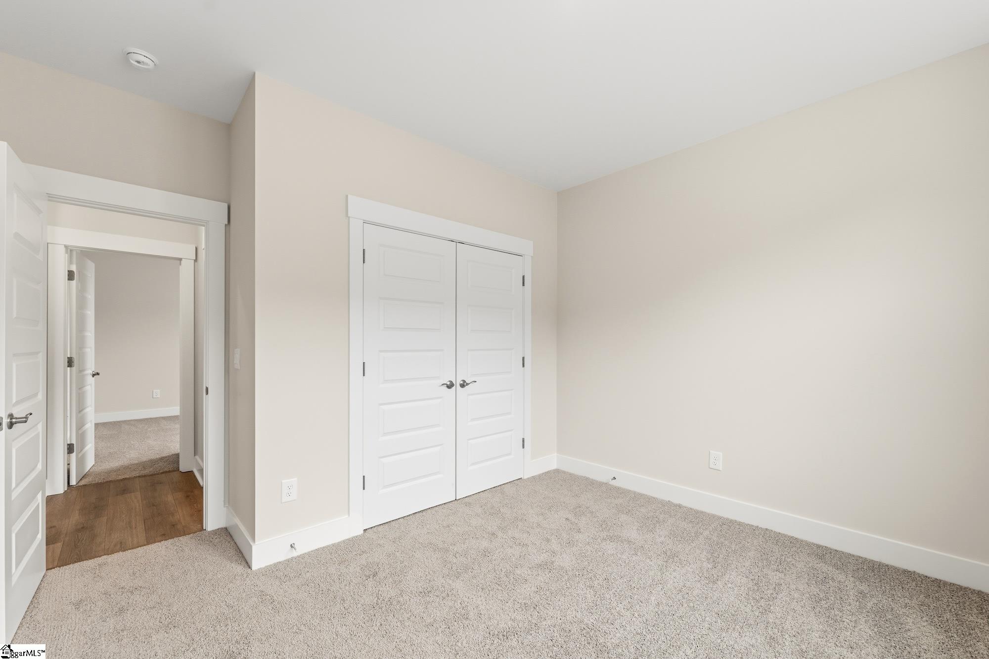232 Creekside Circle Property Photo 7